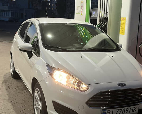 Білий Форд Фієста, об'ємом двигуна 1.6 л та пробігом 147 тис. км за 8500 $, фото 12 на Automoto.ua
