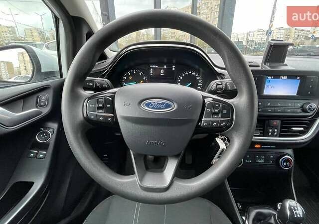 Белый Форд Фиеста, объемом двигателя 1.08 л и пробегом 101 тыс. км за 8990 $, фото 14 на Automoto.ua