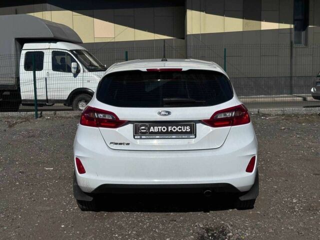 Білий Форд Фієста, об'ємом двигуна 0 л та пробігом 101 тис. км за 7690 $, фото 5 на Automoto.ua