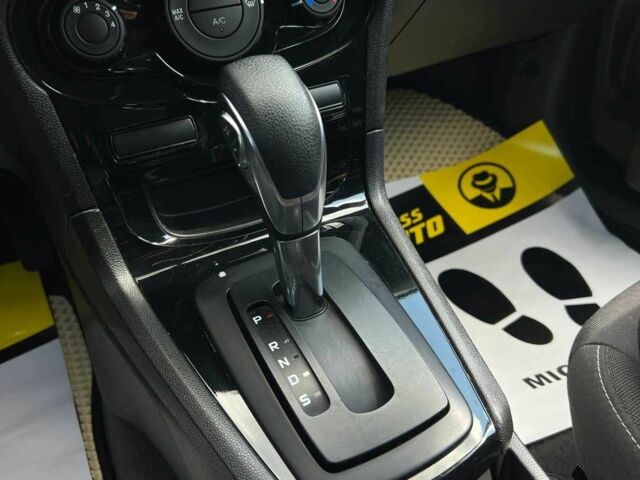 Белый Форд Фиеста, объемом двигателя 1.6 л и пробегом 130 тыс. км за 8650 $, фото 14 на Automoto.ua