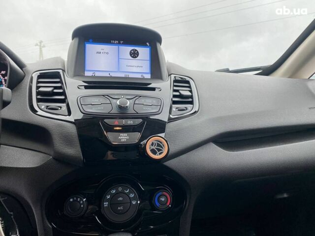 Білий Форд Фієста, об'ємом двигуна 1.6 л та пробігом 66 тис. км за 9790 $, фото 15 на Automoto.ua