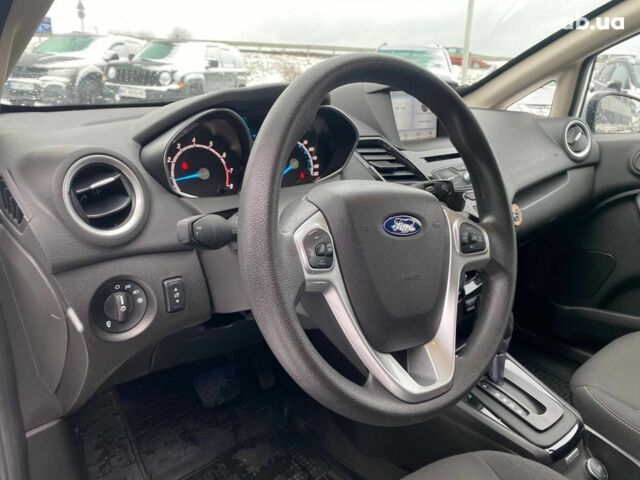 Білий Форд Фієста, об'ємом двигуна 1.6 л та пробігом 66 тис. км за 9790 $, фото 18 на Automoto.ua