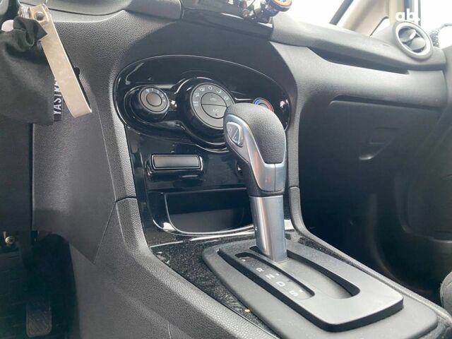 Білий Форд Фієста, об'ємом двигуна 1.6 л та пробігом 66 тис. км за 9790 $, фото 16 на Automoto.ua