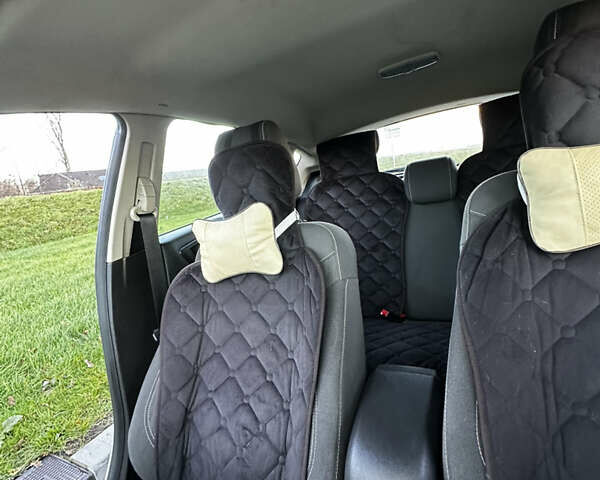 Белый Форд Фиеста, объемом двигателя 1.6 л и пробегом 130 тыс. км за 8450 $, фото 26 на Automoto.ua