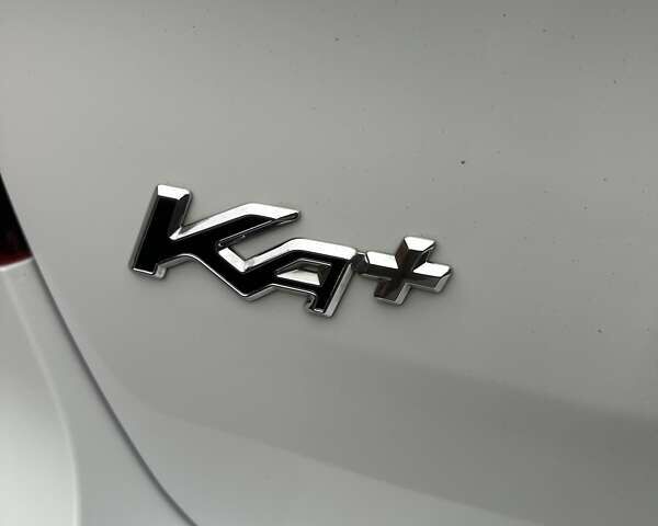 Белый Форд Фиеста, объемом двигателя 1.2 л и пробегом 43 тыс. км за 8300 $, фото 32 на Automoto.ua