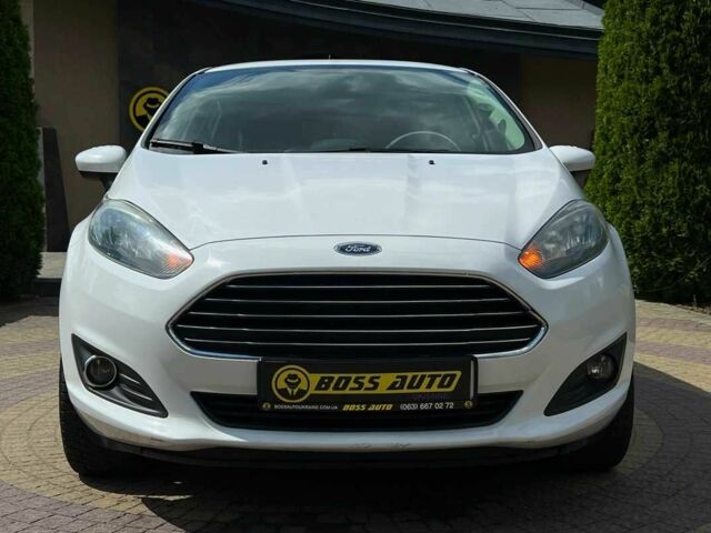 Белый Форд Фиеста, объемом двигателя 1.6 л и пробегом 130 тыс. км за 8650 $, фото 1 на Automoto.ua