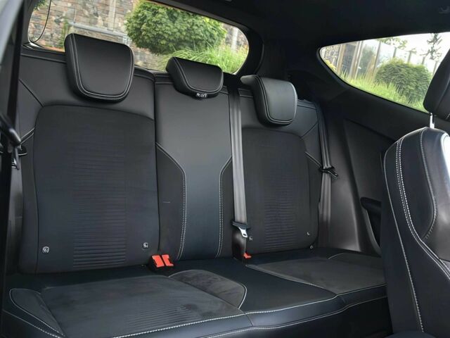 Белый Форд Фиеста, объемом двигателя 1.5 л и пробегом 47 тыс. км за 6000 $, фото 11 на Automoto.ua