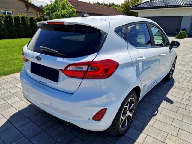 Белый Форд Фиеста, объемом двигателя 1 л и пробегом 30 тыс. км за 1550 $, фото 3 на Automoto.ua