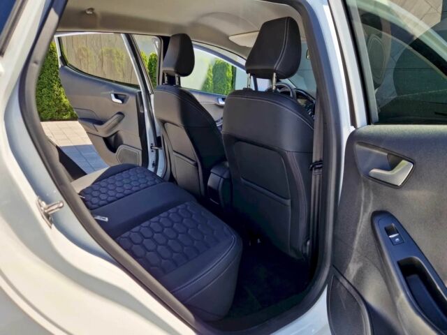 Белый Форд Фиеста, объемом двигателя 1 л и пробегом 30 тыс. км за 1550 $, фото 8 на Automoto.ua