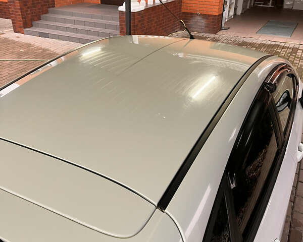 Белый Форд Фиеста, объемом двигателя 1.39 л и пробегом 199 тыс. км за 6500 $, фото 6 на Automoto.ua