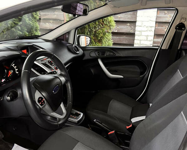 Белый Форд Фиеста, объемом двигателя 1.39 л и пробегом 199 тыс. км за 6500 $, фото 11 на Automoto.ua