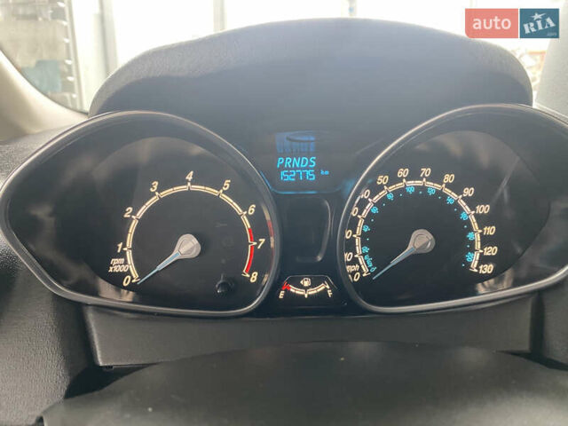 Белый Форд Фиеста, объемом двигателя 1.6 л и пробегом 152 тыс. км за 6800 $, фото 8 на Automoto.ua