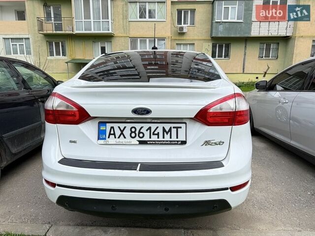 Белый Форд Фиеста, объемом двигателя 1.6 л и пробегом 126 тыс. км за 7000 $, фото 2 на Automoto.ua