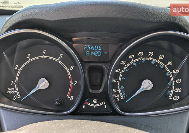 Форд Фиеста 2015 в Софіївська Борщагівка на Automoto.ua Белый Форд Фиеста, объемом двигателя 1.6 л и пробегом 162 тыс. км за 8000 $, фото 6 на Automoto.ua