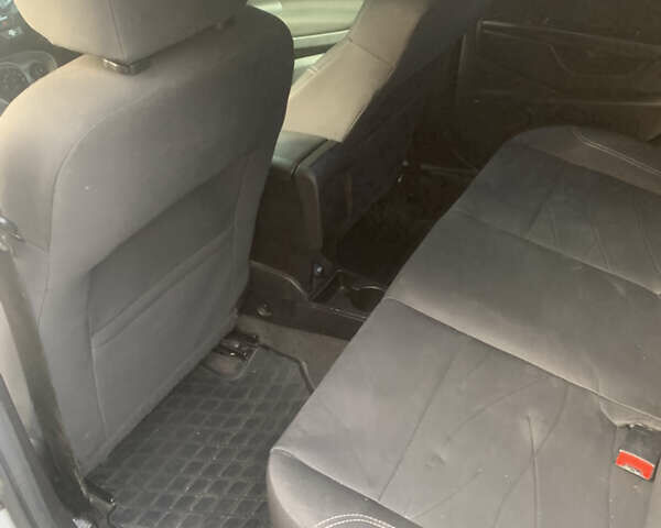 Білий Форд Фієста, об'ємом двигуна 1.6 л та пробігом 250 тис. км за 6750 $, фото 8 на Automoto.ua