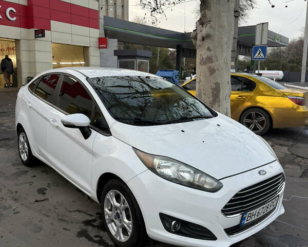 Белый Форд Фиеста, объемом двигателя 1.6 л и пробегом 123 тыс. км за 7400 $, фото 9 на Automoto.ua