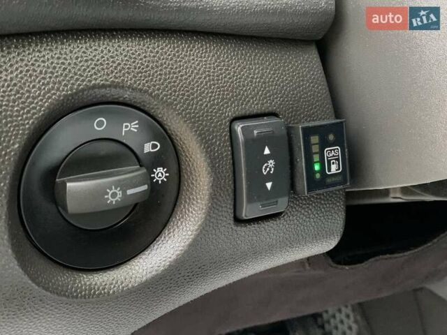 Білий Форд Фієста, об'ємом двигуна 1.6 л та пробігом 169 тис. км за 7555 $, фото 40 на Automoto.ua