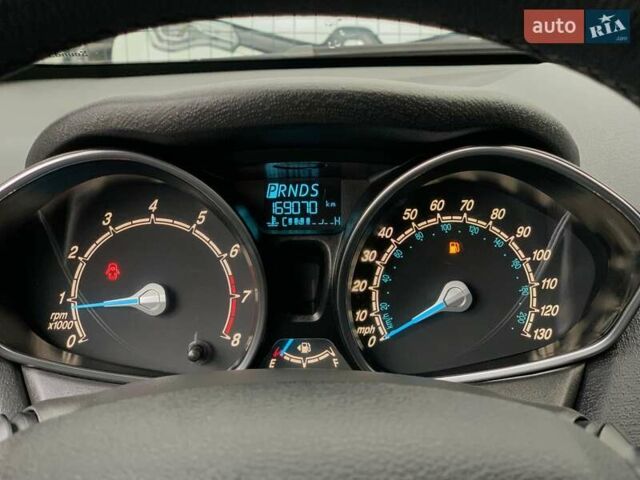 Білий Форд Фієста, об'ємом двигуна 1.6 л та пробігом 169 тис. км за 7555 $, фото 45 на Automoto.ua