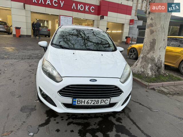 Белый Форд Фиеста, объемом двигателя 1.6 л и пробегом 123 тыс. км за 7400 $, фото 7 на Automoto.ua