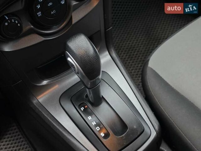 Белый Форд Фиеста, объемом двигателя 1.6 л и пробегом 114 тыс. км за 6999 $, фото 33 на Automoto.ua