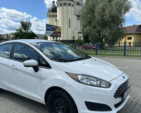 Білий Форд Фієста, об'ємом двигуна 1.6 л та пробігом 165 тис. км за 7400 $, фото 20 на Automoto.ua