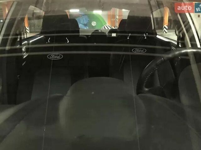 Білий Форд Фієста, об'ємом двигуна 1.6 л та пробігом 45 тис. км за 9000 $, фото 9 на Automoto.ua