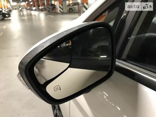 Білий Форд Фієста, об'ємом двигуна 1.6 л та пробігом 45 тис. км за 9000 $, фото 12 на Automoto.ua