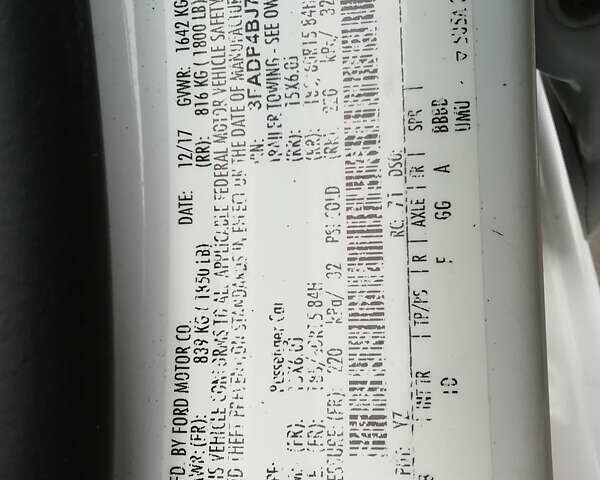 Білий Форд Фієста, об'ємом двигуна 1.6 л та пробігом 102 тис. км за 8600 $, фото 3 на Automoto.ua