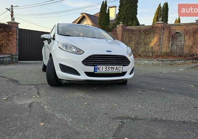 Белый Форд Фиеста, объемом двигателя 1.6 л и пробегом 143 тыс. км за 7300 $, фото 21 на Automoto.ua