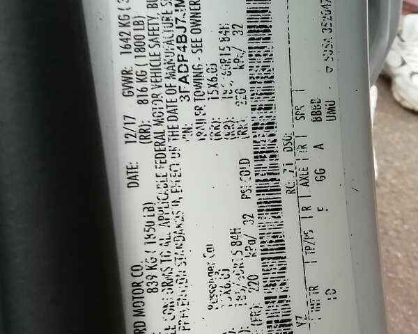 Білий Форд Фієста, об'ємом двигуна 1.6 л та пробігом 102 тис. км за 8600 $, фото 9 на Automoto.ua