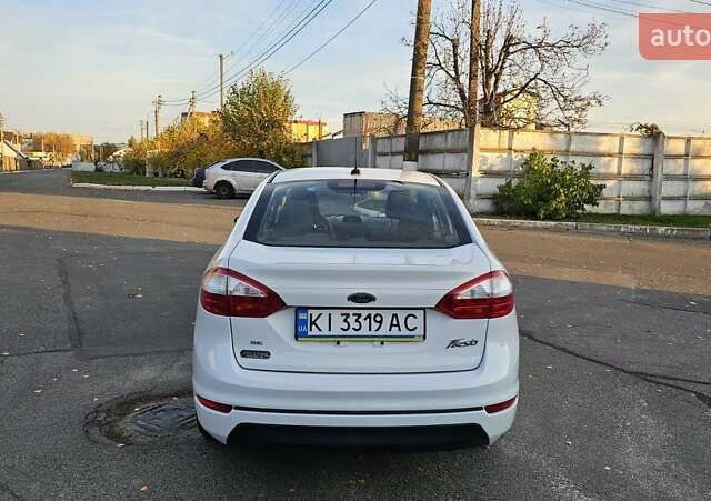 Белый Форд Фиеста, объемом двигателя 1.6 л и пробегом 143 тыс. км за 7300 $, фото 15 на Automoto.ua