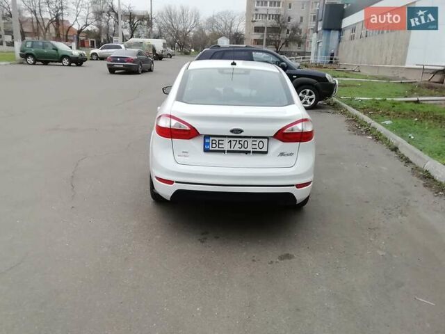 Білий Форд Фієста, об'ємом двигуна 1.6 л та пробігом 102 тис. км за 8600 $, фото 19 на Automoto.ua