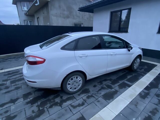 Форд Фиеста 2018 в Ужгороде на Automoto.ua Белый Форд Фиеста, объемом двигателя 1.6 л и пробегом 245 тыс. км за 5500 $, фото 5 на Automoto.ua