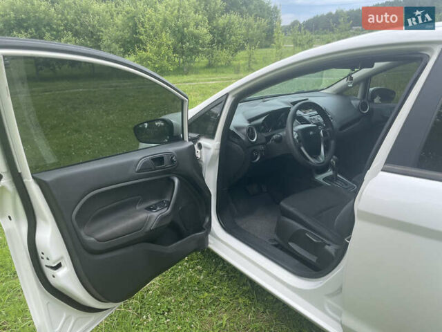 Форд Фиеста 2018 в Львове на Automoto.ua Белый Форд Фиеста, объемом двигателя 1.6 л и пробегом 84 тыс. км за 7700 $, фото 9 на Automoto.ua
