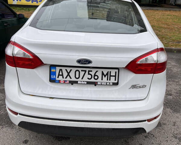 Белый Форд Фиеста, объемом двигателя 1.6 л и пробегом 153 тыс. км за 6900 $, фото 15 на Automoto.ua