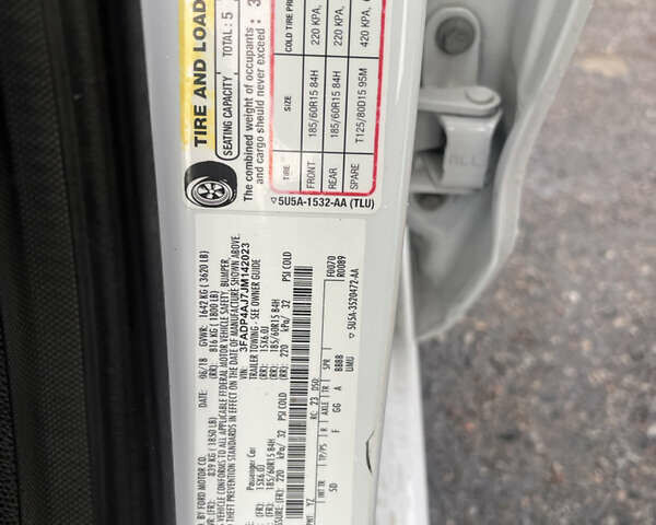 Белый Форд Фиеста, объемом двигателя 1.6 л и пробегом 153 тыс. км за 6900 $, фото 2 на Automoto.ua