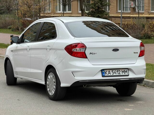 Білий Форд Фієста, об'ємом двигуна 1.2 л та пробігом 95 тис. км за 7200 $, фото 4 на Automoto.ua