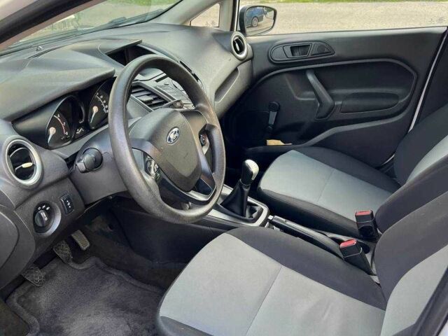 Белый Форд Фиеста, объемом двигателя 1.6 л и пробегом 67 тыс. км за 7700 $, фото 17 на Automoto.ua