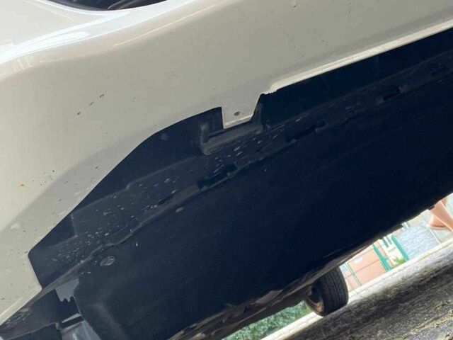 Белый Форд Фиеста, объемом двигателя 1.6 л и пробегом 67 тыс. км за 7700 $, фото 5 на Automoto.ua