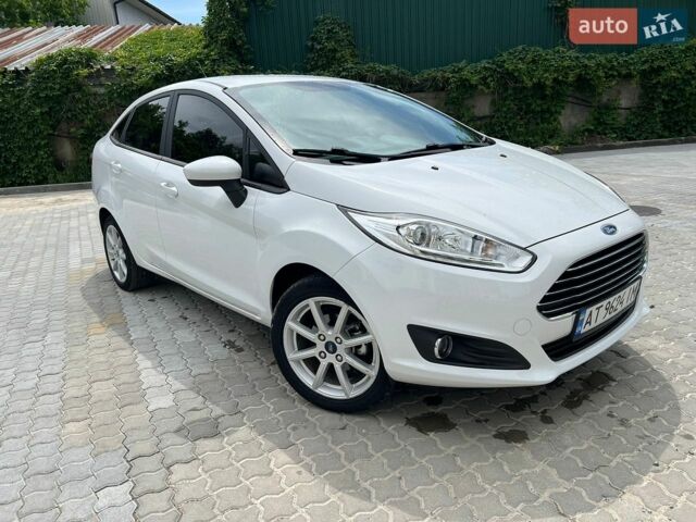 Білий Форд Фієста, об'ємом двигуна 1.6 л та пробігом 122 тис. км за 8700 $, фото 9 на Automoto.ua
