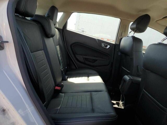 Белый Форд Фиеста, объемом двигателя 0 л и пробегом 34 тыс. км за 750 $, фото 9 на Automoto.ua