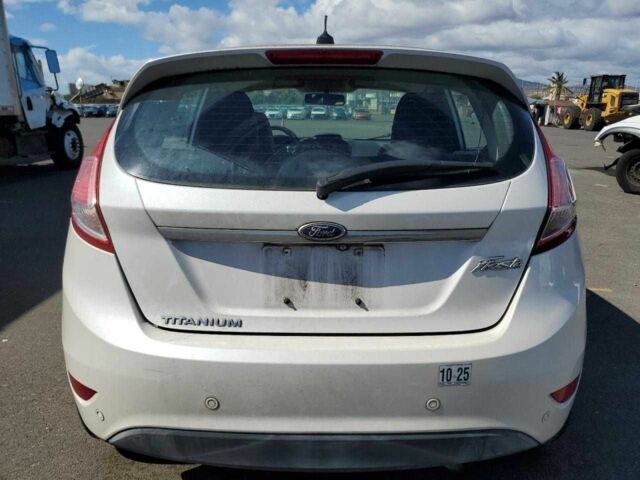 Белый Форд Фиеста, объемом двигателя 0 л и пробегом 34 тыс. км за 750 $, фото 5 на Automoto.ua