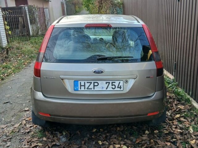 Бежевий Форд Фієста, об'ємом двигуна 1.4 л та пробігом 313 тис. км за 2386 $, фото 7 на Automoto.ua