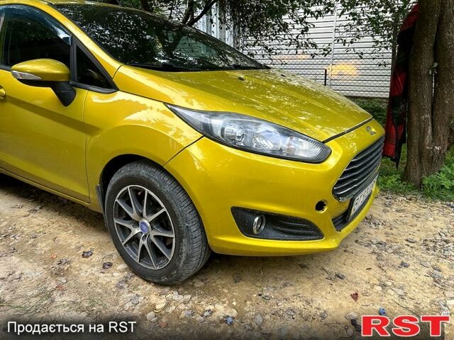 Бежевий Форд Фієста, об'ємом двигуна 1 л та пробігом 220 тис. км за 6000 $, фото 1 на Automoto.ua