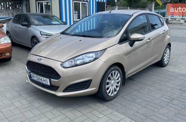 Бежевый Форд Фиеста, объемом двигателя 1.39 л и пробегом 103 тыс. км за 6499 $, фото 1 на Automoto.ua