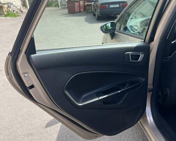 Форд Фиеста 2016 в Полтаве на Automoto.ua Бежевый Форд Фиеста, объемом двигателя 1 л и пробегом 96 тыс. км за 9800 $, фото 9 на Automoto.ua