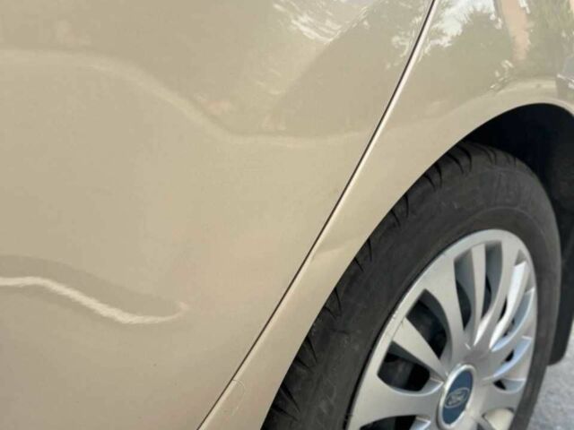 Бежевый Форд Фиеста, объемом двигателя 1 л и пробегом 97 тыс. км за 8700 $, фото 13 на Automoto.ua