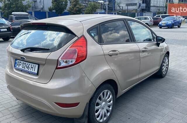 Бежевый Форд Фиеста, объемом двигателя 1.39 л и пробегом 103 тыс. км за 6499 $, фото 2 на Automoto.ua
