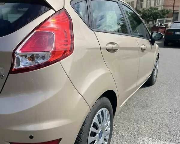 Бежевый Форд Фиеста, объемом двигателя 1 л и пробегом 97 тыс. км за 8700 $, фото 11 на Automoto.ua