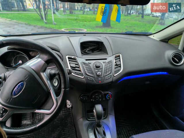 Бежевий Форд Фієста, об'ємом двигуна 1 л та пробігом 105 тис. км за 7700 $, фото 7 на Automoto.ua